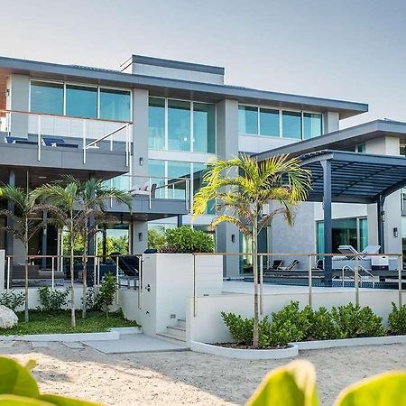 Naia Resort And Spa Seine Bight Village Exterior foto