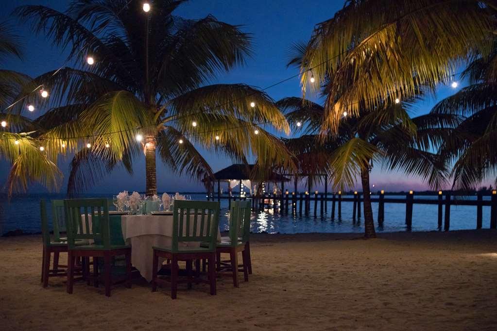 Naia Resort And Spa Seine Bight Village Restaurant foto